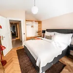 Accordion Boutique Hotel & Premium Suites